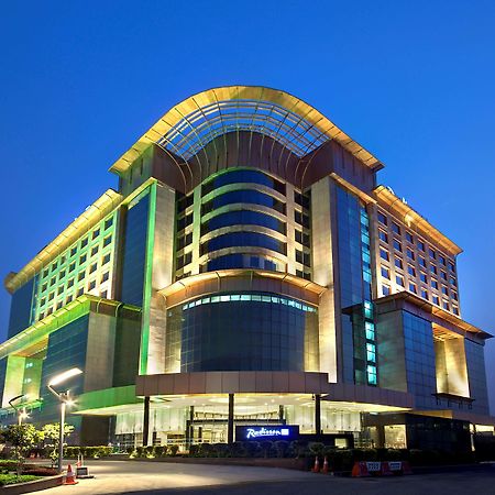 Radisson Blu Kaushambi Delhi Ncr Hotel Ghaziabad Esterno foto